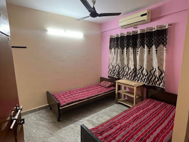 Life Styel pg Sharing Room