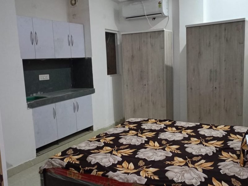AC Double Sharing MR Residency Primestay