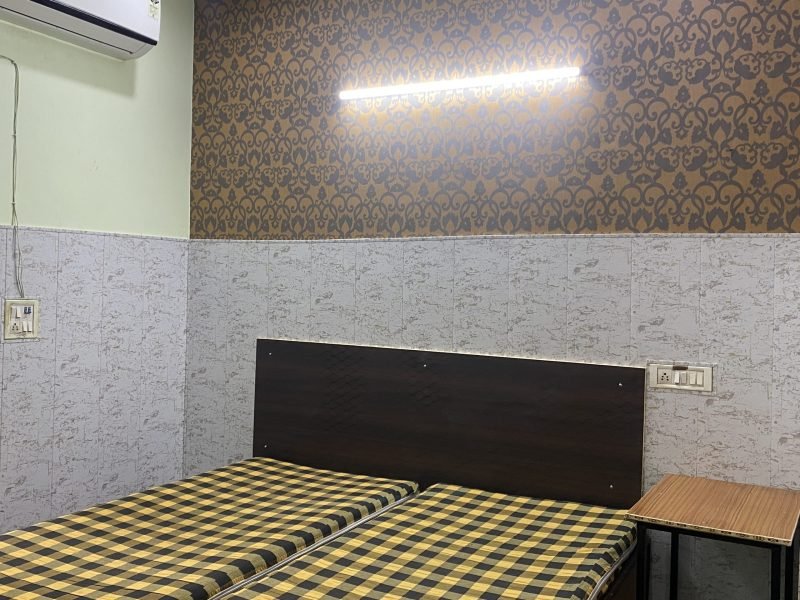 AC Private Room Maa Katyani Primestay