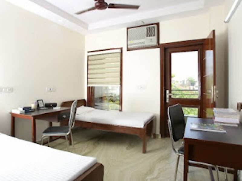 Double Sharing Santoshi Primestay