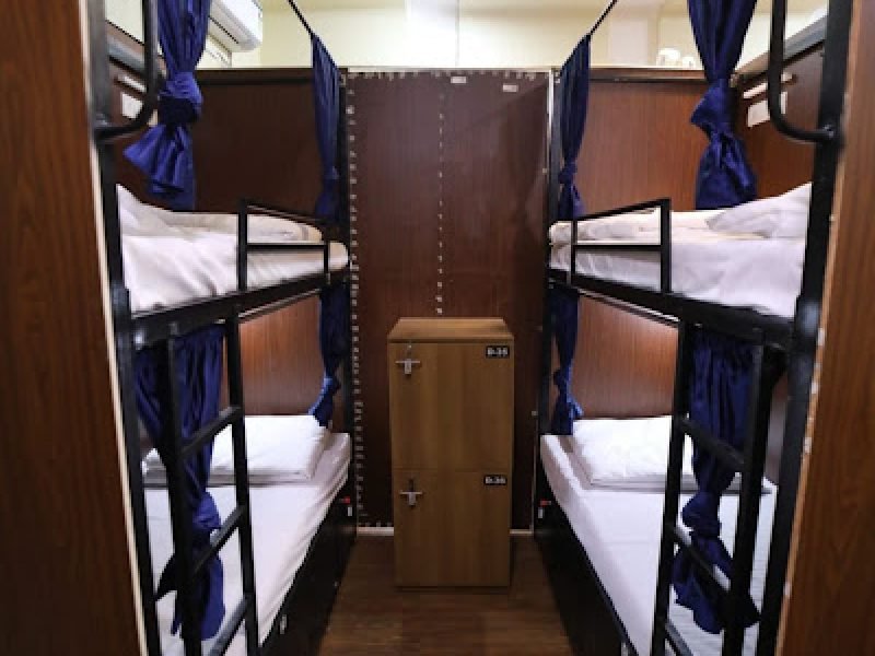 AC Four sharing Nest Primestay
