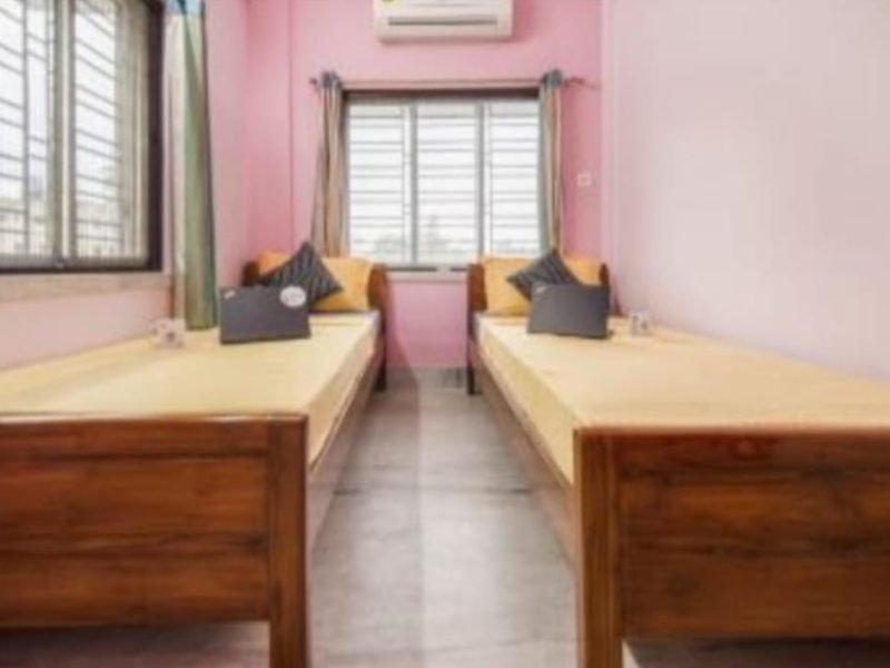 AC Double Sharing Shreya Primestay