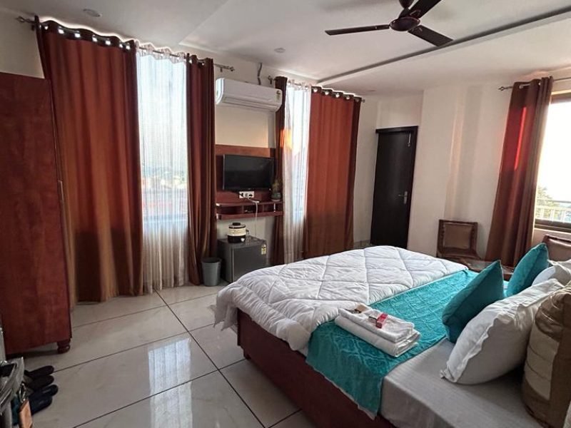 Standard AC Room Dadhwal Primehome