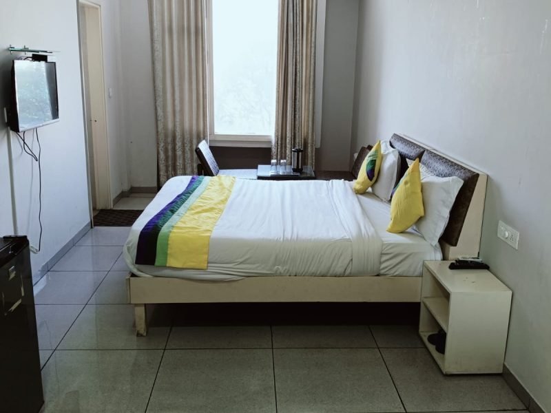 Standard Room AC Kamron PrimeHome
