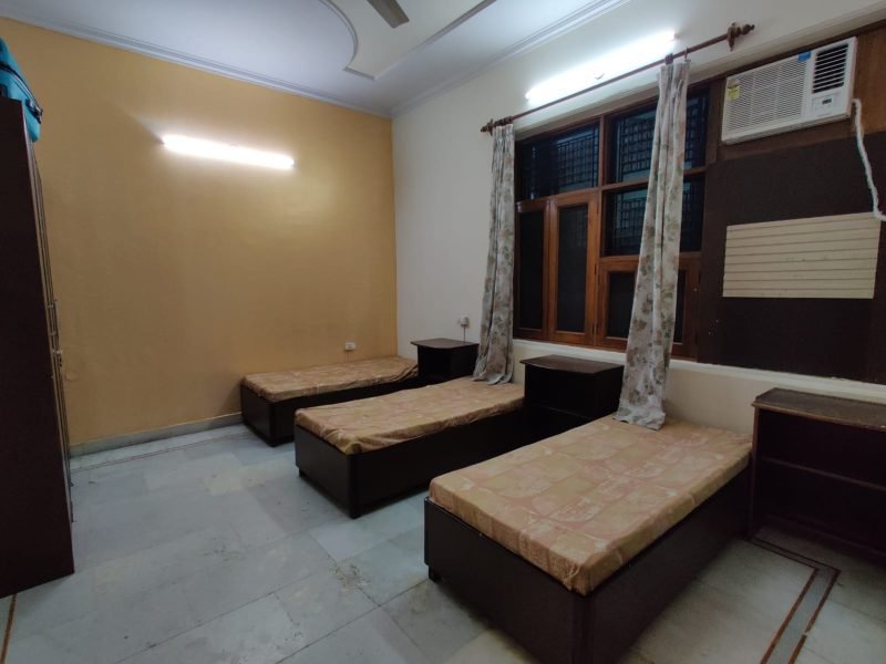 Three-Sharing Room (AC) – Saikunj Primestay,  near Noth Campus DU